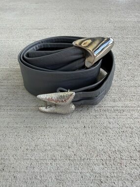 Vintage Genuine Leather Belt Gray Statement Buckle AdjustableSize 34”Avant Garde